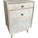 B. Kelly End Table/Nightstand